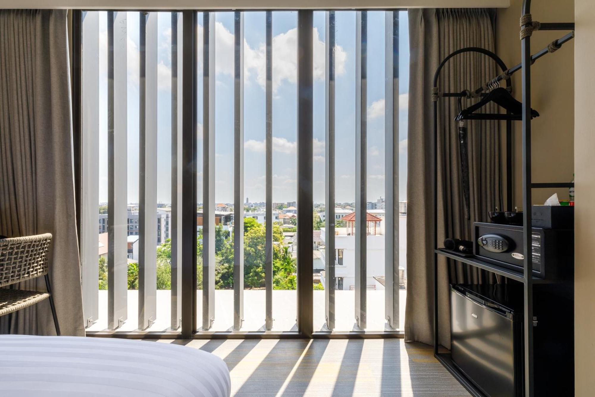 Benjarong Hotel Bangkok Extérieur photo