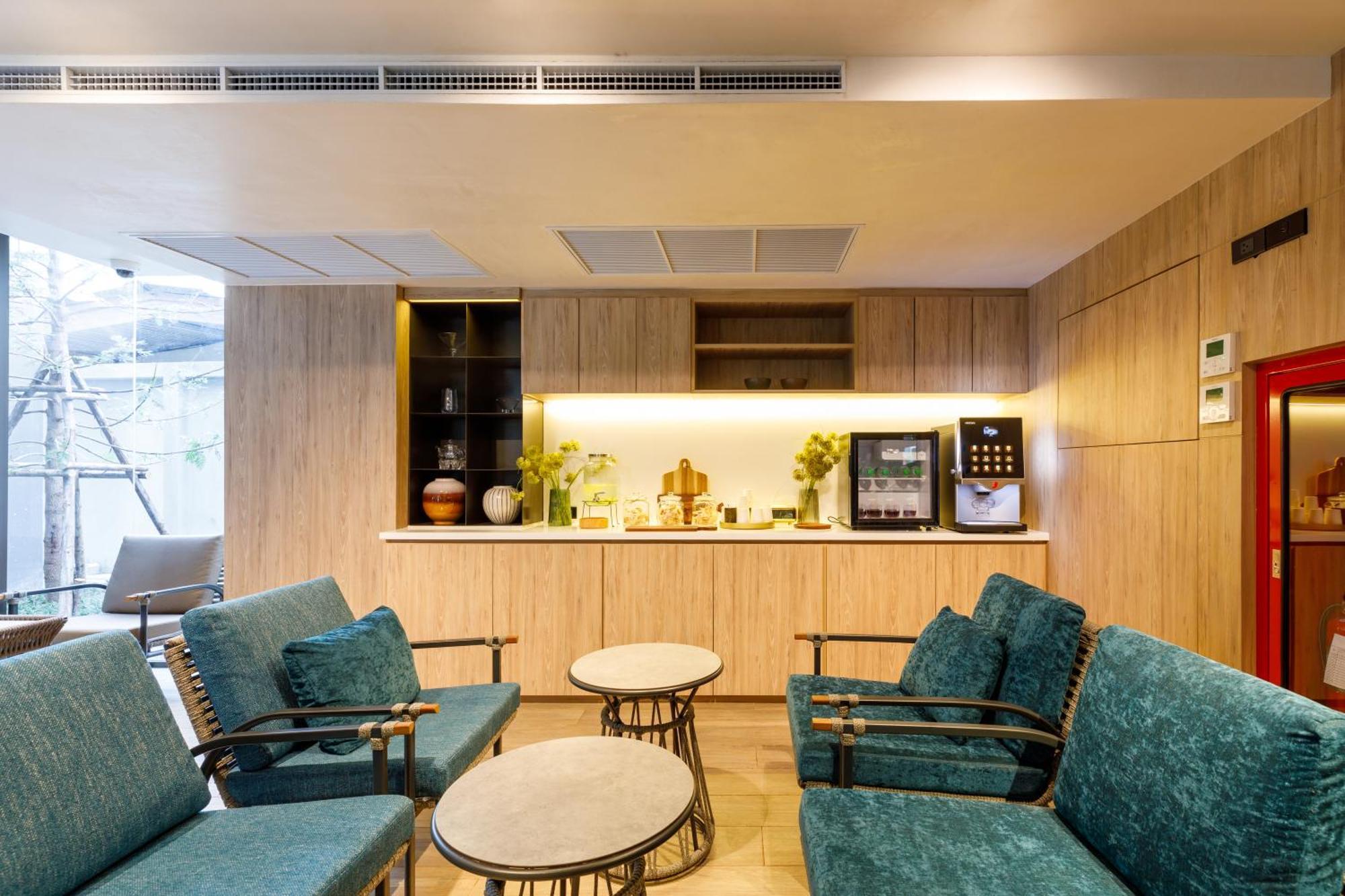 Benjarong Hotel Bangkok Extérieur photo
